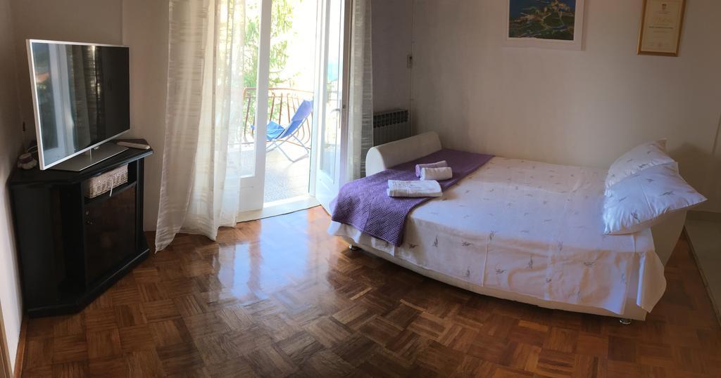 Guesthouse Cipre Лумбарда Екстериор снимка
