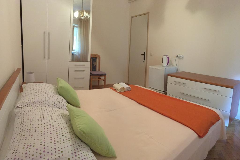 Guesthouse Cipre Лумбарда Екстериор снимка